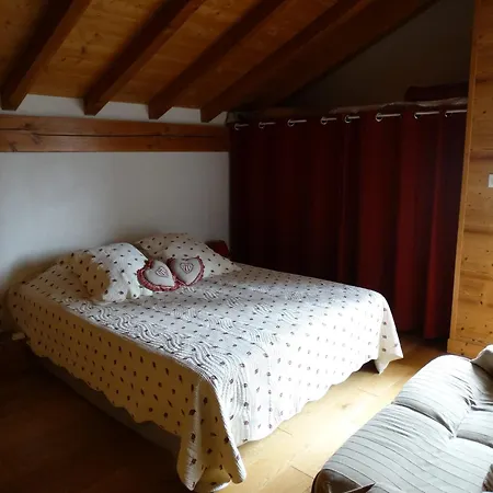 Cosy A Avec Jacuzzi * Самоен